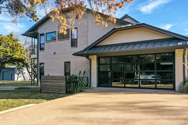 2045 Mansfield Road, Cedar Hill, TX 75104