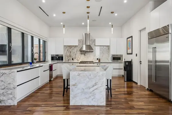 8619 San Fernando Way, Dallas, TX 75218