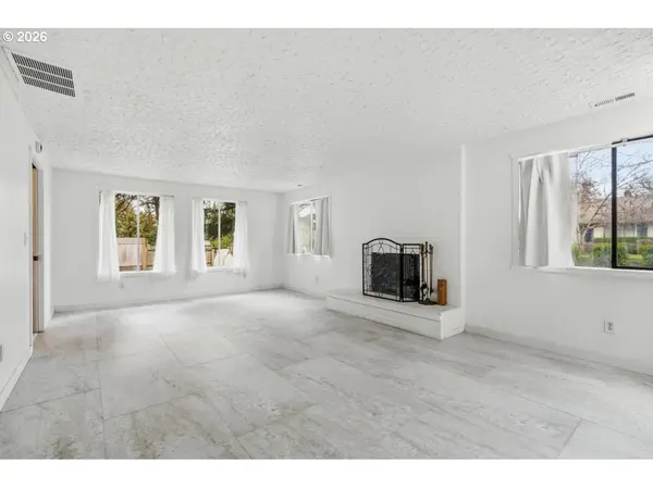 11722 NW 9TH AVE, Vancouver, WA 98685