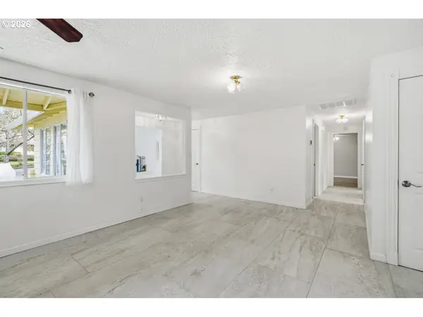 11722 NW 9TH AVE, Vancouver, WA 98685