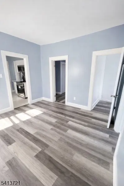 204 Demott Ave, Clifton City, NJ 07011