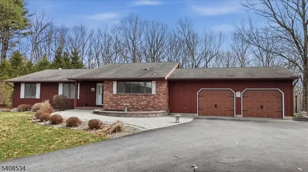 15 Copeley Rd, Hampton Twp., NJ 07860