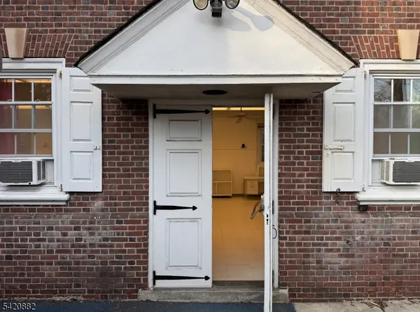 289 Park Street, Montclair Twp., NJ 07043