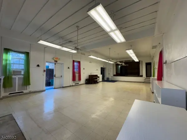 289 Park Street, Montclair Twp., NJ 07043