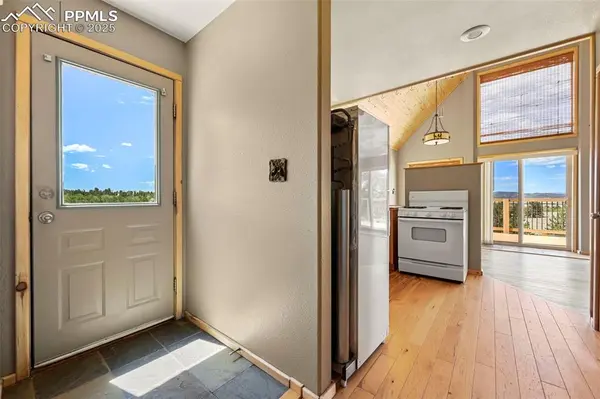 1689 Grand Teton DR, Hartsel, CO 80449