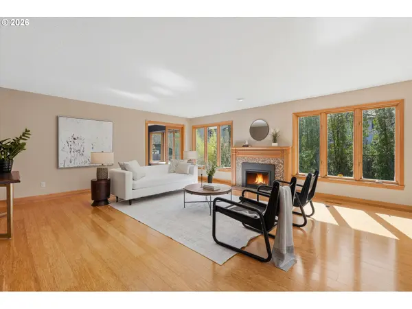 7025 SW WINDEMERE LOOP, Portland, OR 97225