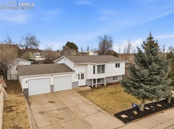 1268 Chiricahua DR, Colorado Springs, CO 80915