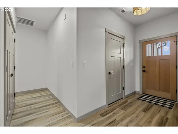 454 SW ROSE AVE, Dallas, OR 97338