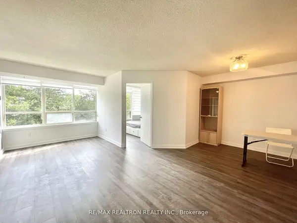 5 Greystone Walk DR #206, Toronto E04, ON M1K 5J5