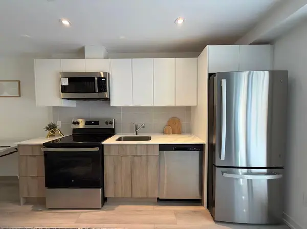 23 Calamint LN, Toronto E05, ON M1W 2H1