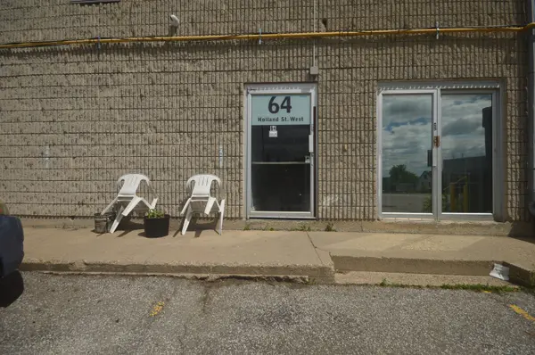 64 Holland ST W #Upper #1, Bradford West Gwillimbury, ON L3Z 1R8