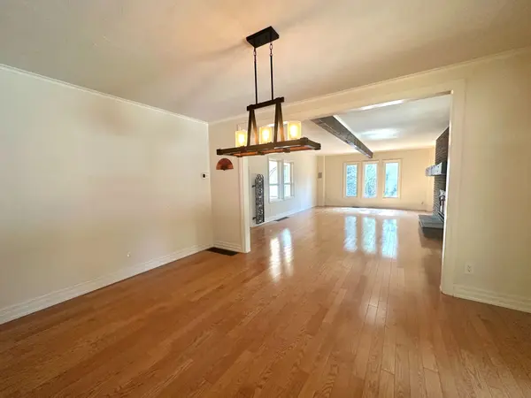 14377 Warden AVE, Whitchurch-stouffville, ON L4A 7X5