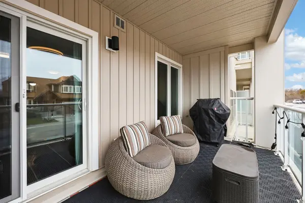 17 Spooner CRES #108, Collingwood, ON L9Y 1T3