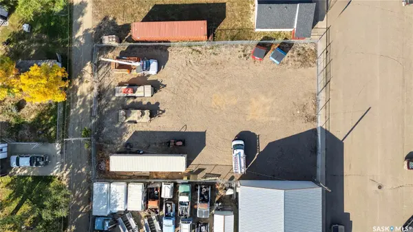 110 6th AVENUE NW, Gravelbourg, SK S0H 1X0