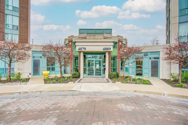 4889 Kimbermount AVE #803, Mississauga, ON L5M 7R9