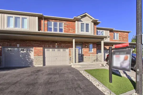 380 Lake ST #11, Grimsby, ON L3M 0E8