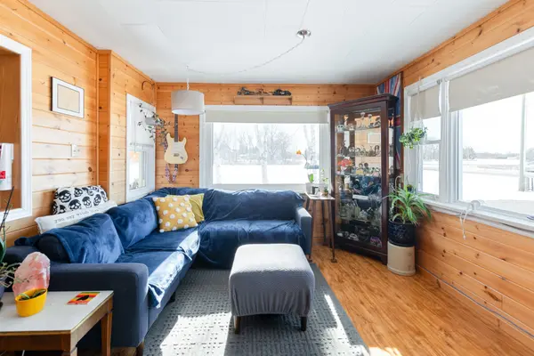 9664 Belmont RD, Central Elgin, ON N5P 3S7