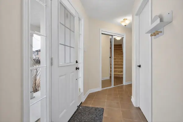 549 ENSATINA CRES, Barrhaven, ON K2J 6H4