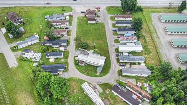 402 29 HWY, Rideau Lakes, ON K7A 4S5