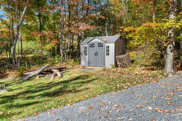 1783 Old Carp RD, Carp - Huntley Ward, ON K0A 1L0