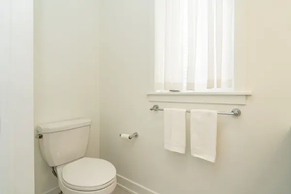 914 Alvarez LN, Leitrim, ON K1T 0W2