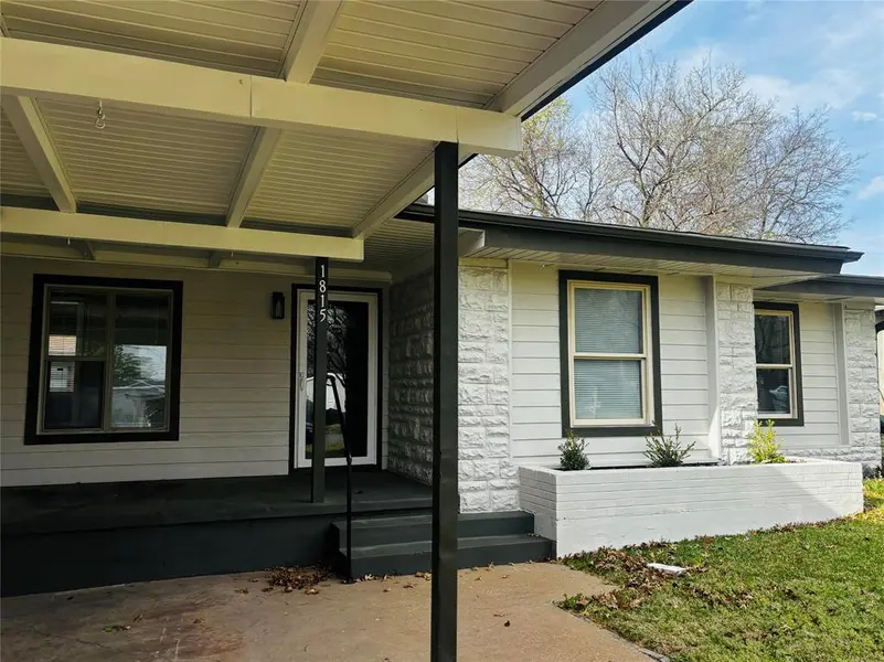 1815 W Brockett Street, Sherman, TX 75092