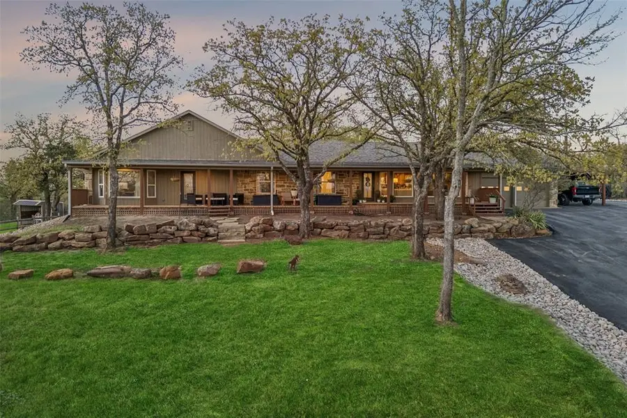 100 Swisher Road, Shady Shores, TX 76208