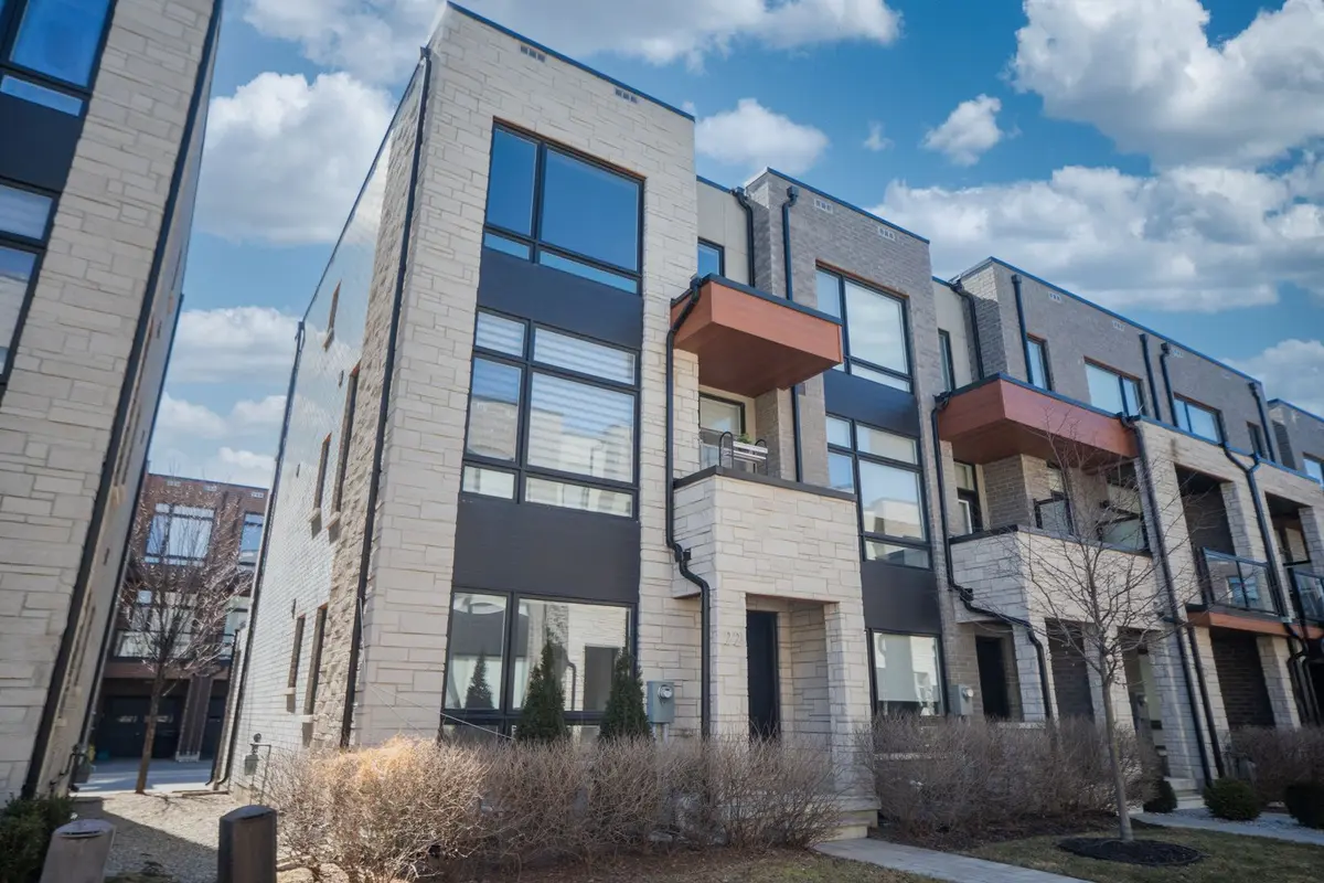 22 Benoit ST, Vaughan, ON L4H 4R7