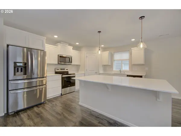 17503 NW 10TH AVE, Ridgefield, WA 98642