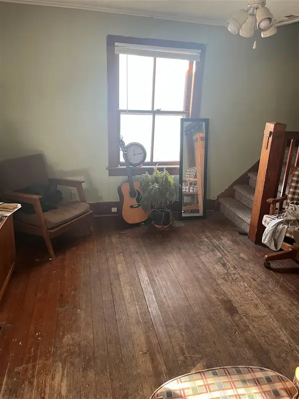 818 E Jefferson St, Iowa City, IA 52245