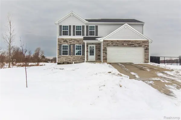 2884 Berkshire ST,  Lapeer,  MI 48446