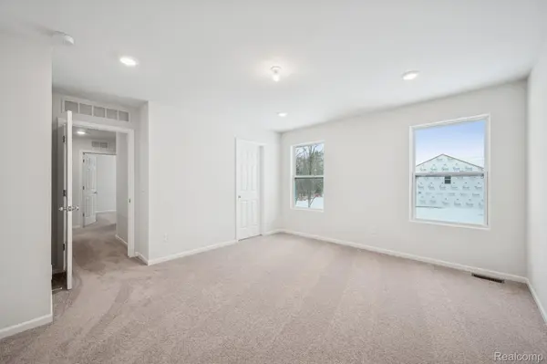 4221 Cedar Lane, Grand Blanc Charter Township, MI 48439