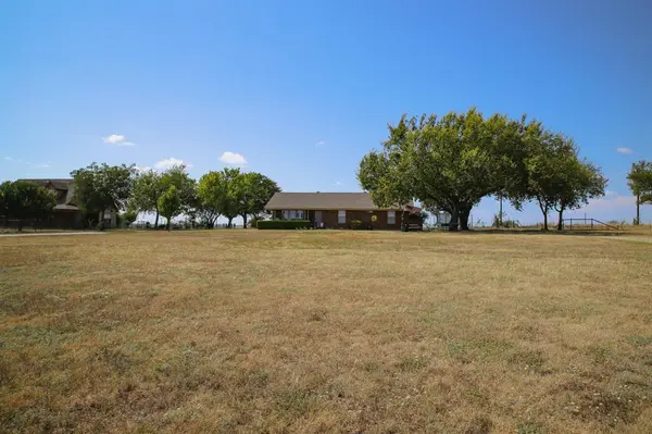 1365 Doty Road, Cleburne, TX 76033