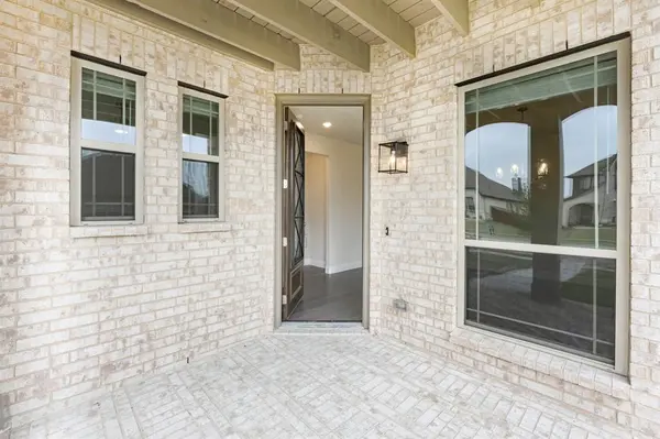 2408 Bear Trail, Mansfield, TX 76063