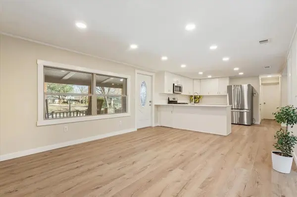 1453 Eagle Canyon Drive, China Spring, TX 76633