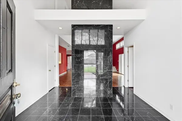 22 One Main Place, Benbrook, TX 76126