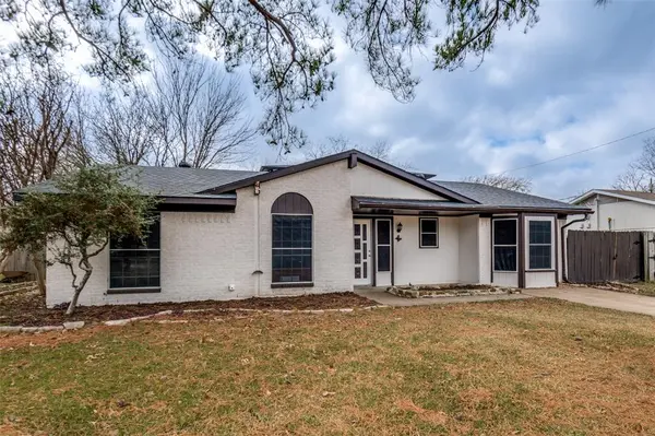 861 Betty Drive, Terrell, TX 75160