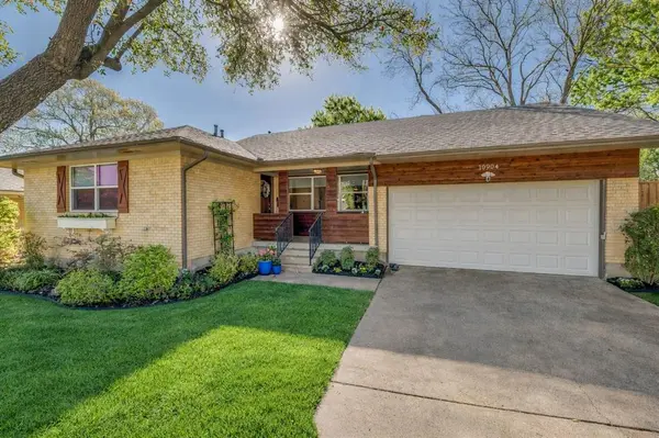 10904 Wyatt Street, Dallas, TX 75218