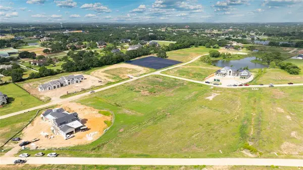 1326 Clydesdale Road, Bartonville, TX 76226