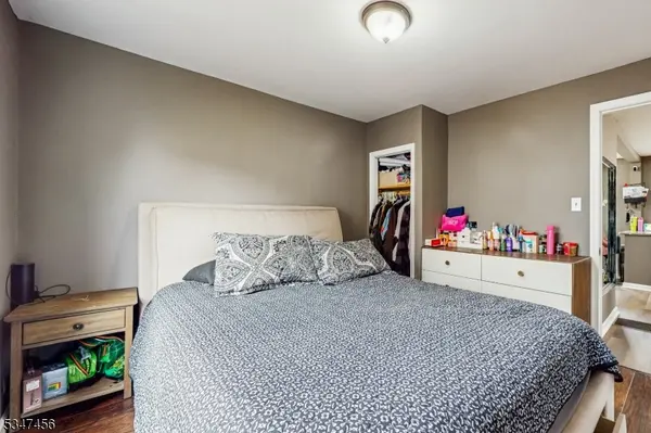 20 S 8Th Ave, Manville Boro, NJ 08835