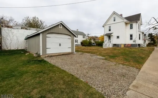 301 Duer St, North Plainfield Boro, NJ 07060