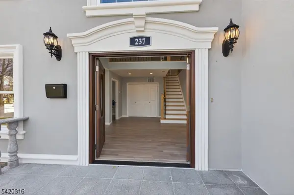 237 Jacksonville Dr, Parsippany-troy Hills Twp., NJ 07054