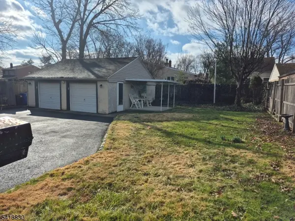 551 Spruce Ave #2 Fl, Garwood Boro, NJ 07027