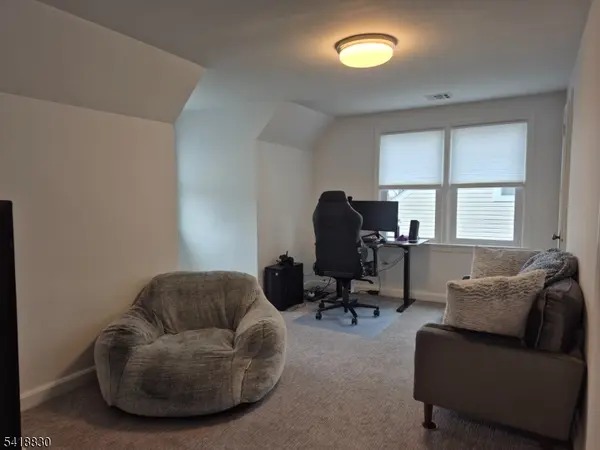 551 Spruce Ave #2 Fl, Garwood Boro, NJ 07027