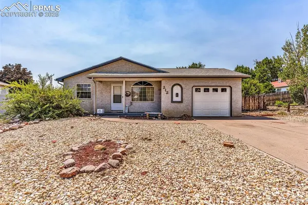 212 High Meadows CT, Florence, CO 81226