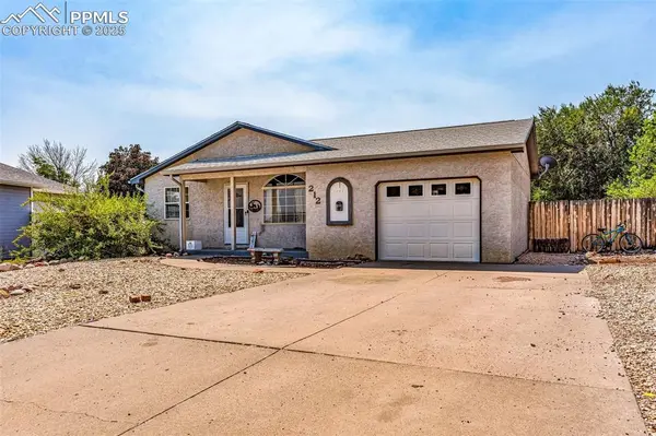 212 High Meadows CT, Florence, CO 81226