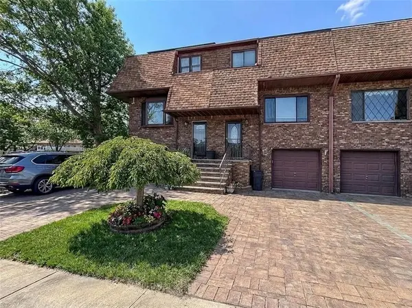 841 South Rensselaer AVE, Staten  Island, NY 10309