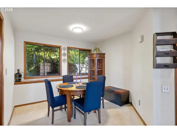 7655 RIDGEWOOD DR, Gladstone, OR 97027