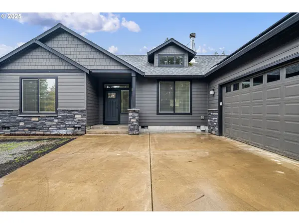 24741 HALL RD, Cheshire, OR 97419