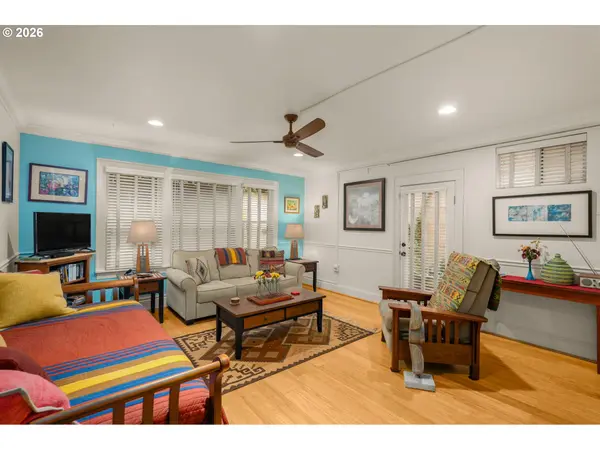 2076 NW JOHNSON ST #103, Portland, OR 97209